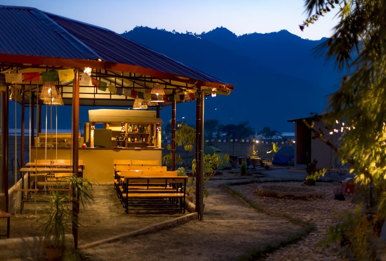 Zostel Pokhara Hostel Екстериор снимка